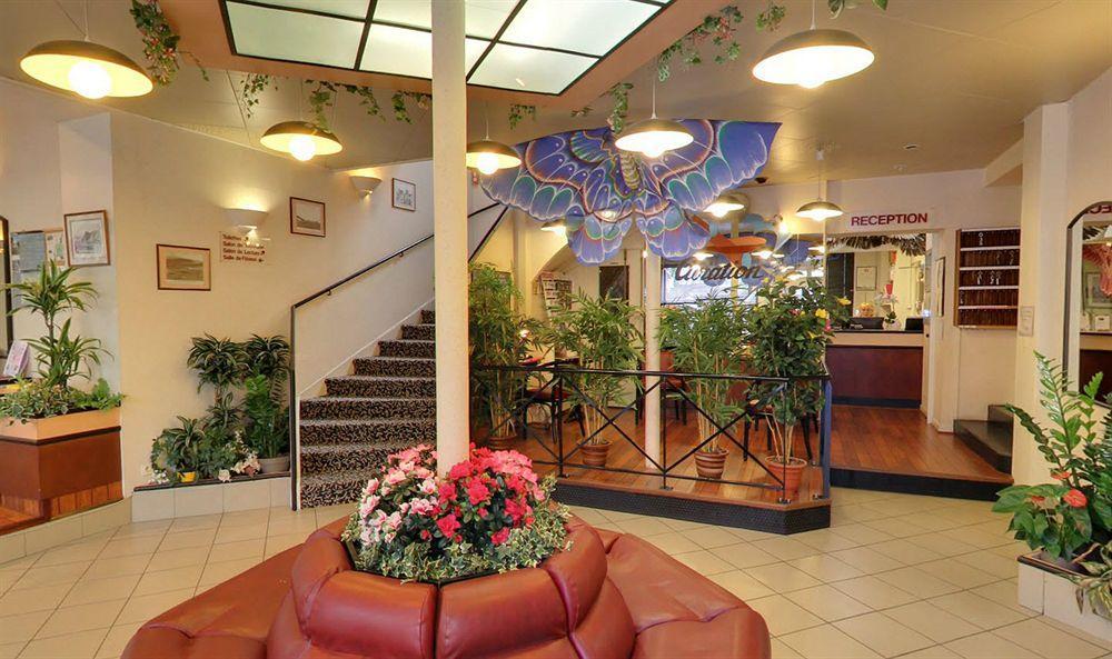Hotel De L'Aviation Ла-Бурбуль Екстер'єр фото